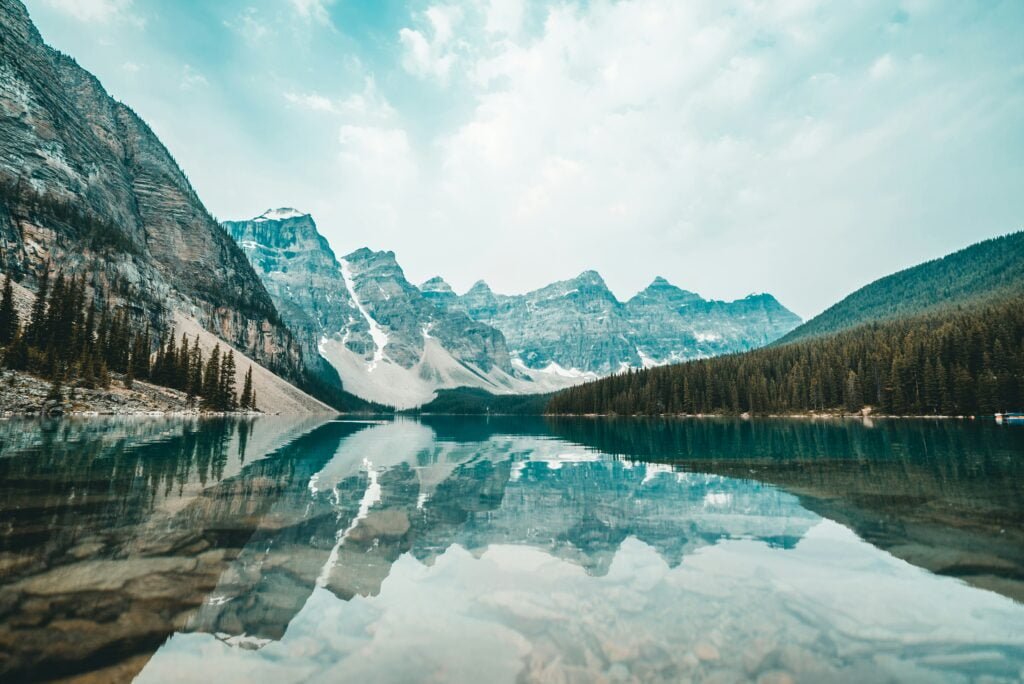 Your Ultimate 5-Day Snowboarding Trip in Canada
