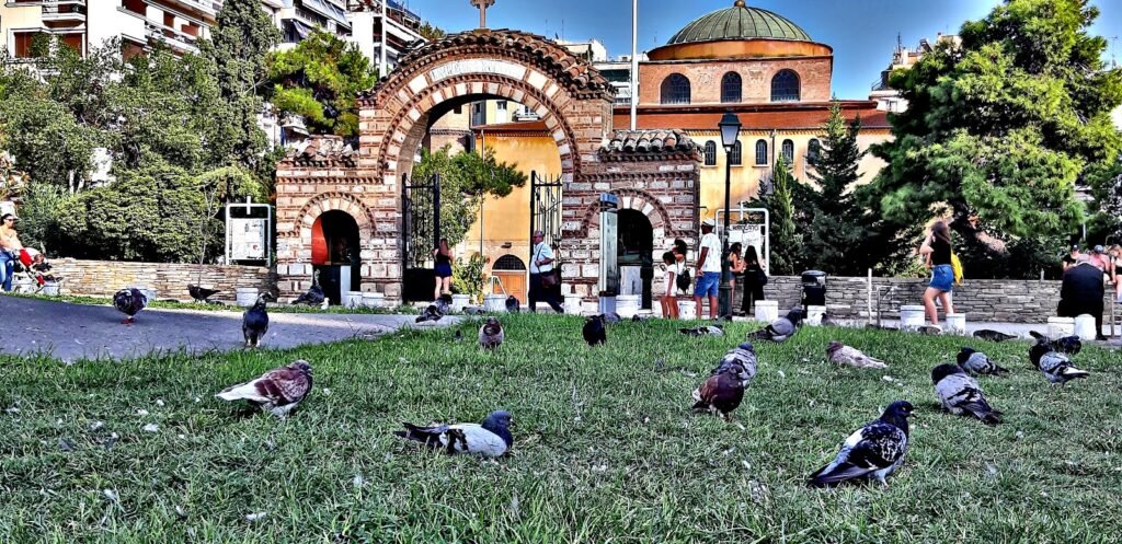 The Ultimate 5-Day Summer trip to Greece