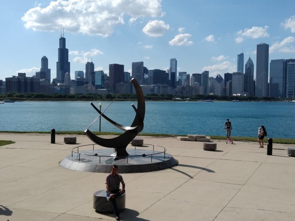 City Break: Architecture, Museums, and Food in Chicago – 3 Days