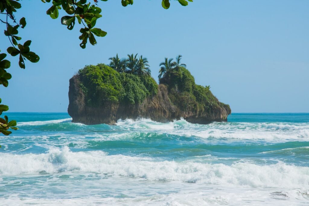4-Day Honeymoon Itinerary for Costa Rica